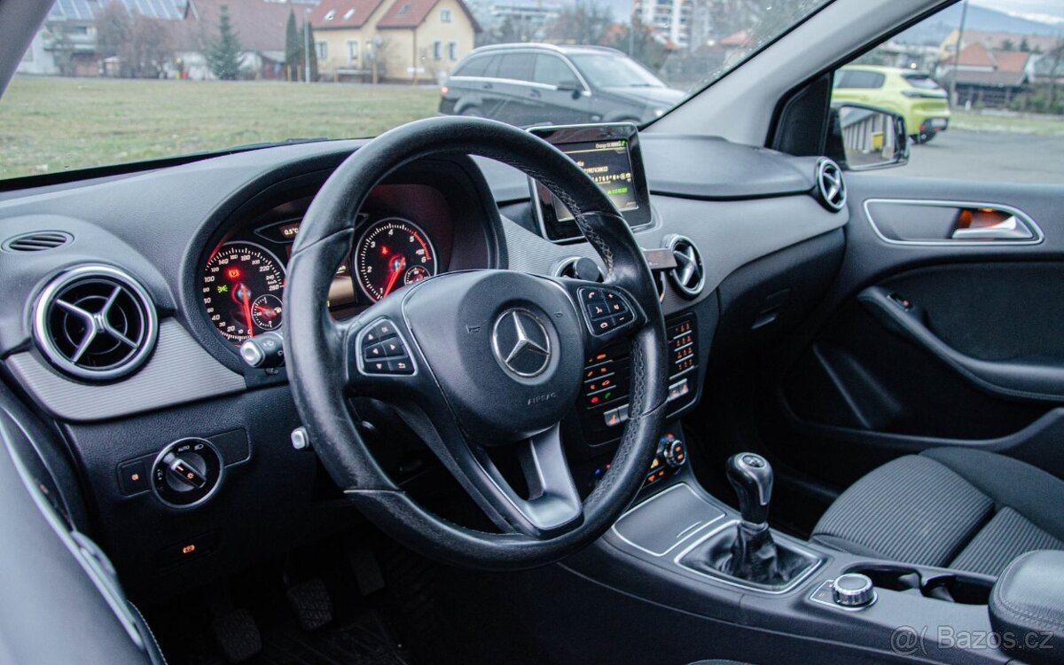 Mercedes-Benz B trieda 180 d - 9