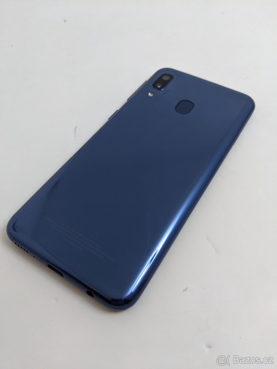 Samsung Galaxy A20e 3/32gb blue - 9