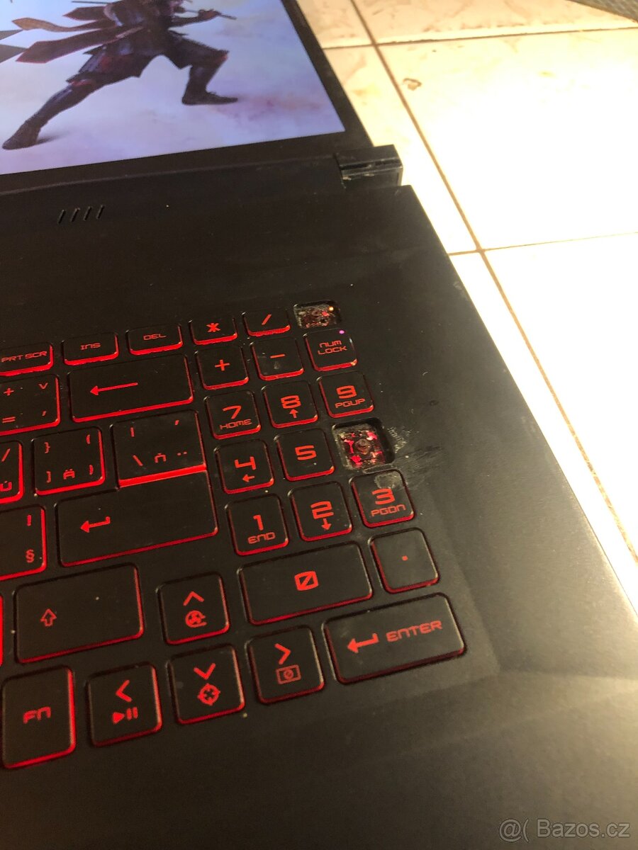 Herní notebook MSI katana gf-76 12ue rtx 3060 - 9