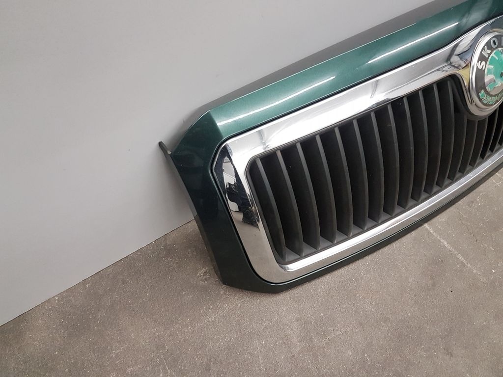 Přední maska Škoda Fabia I FL., zelená met. 9572, 6Y0853668B - 9