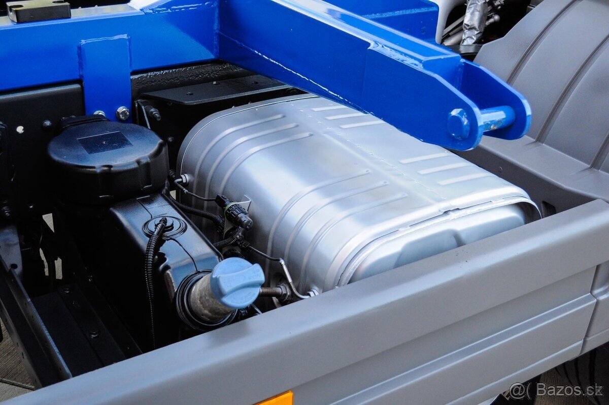 MERCEDES ATEGO 1518 TŘÍSTRANNÝ S3 - SKLÁPĚČ - VYKLÁPĚČ EURO5 - 9