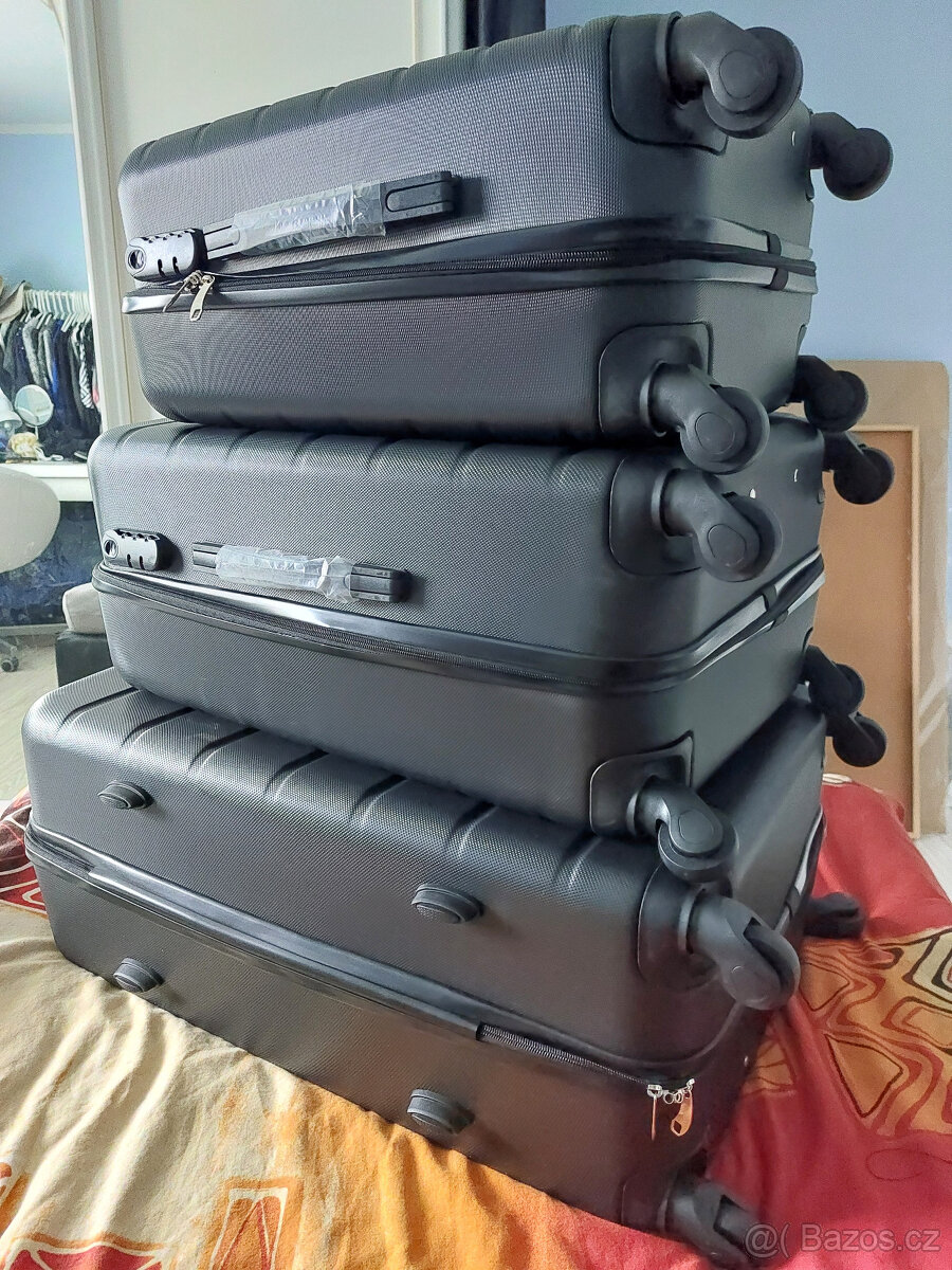 Cestovní PLASTOVÉ ABS kufry/ kufr-Set 3v1 CENA 2249KČ VŠE - 9