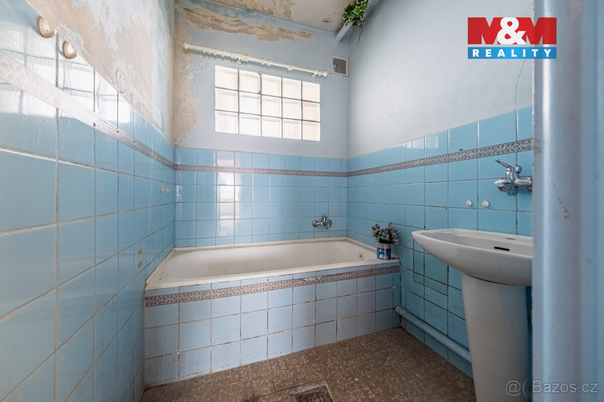 Prodej rodinného domu 8+1, 2873 m² Račetice - 9