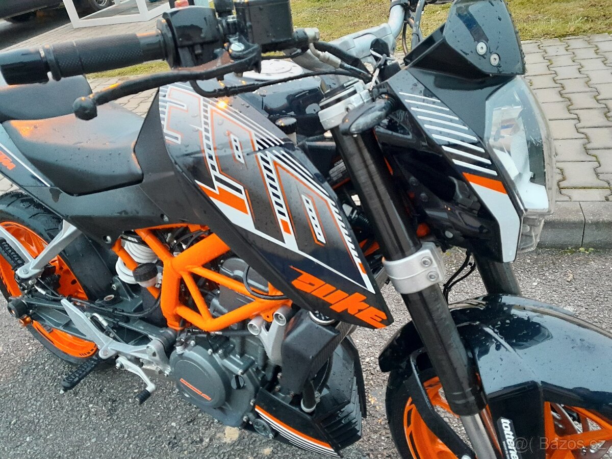 KTM Duke 390 ABS, 2016, 21tis.km, ZIMNÍ CENA - 9