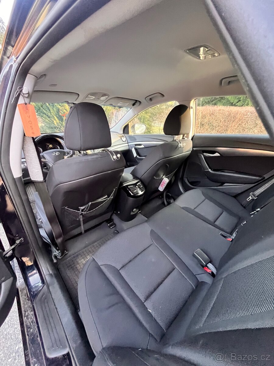 Hyundai i40 combi 2012 nafta - 9