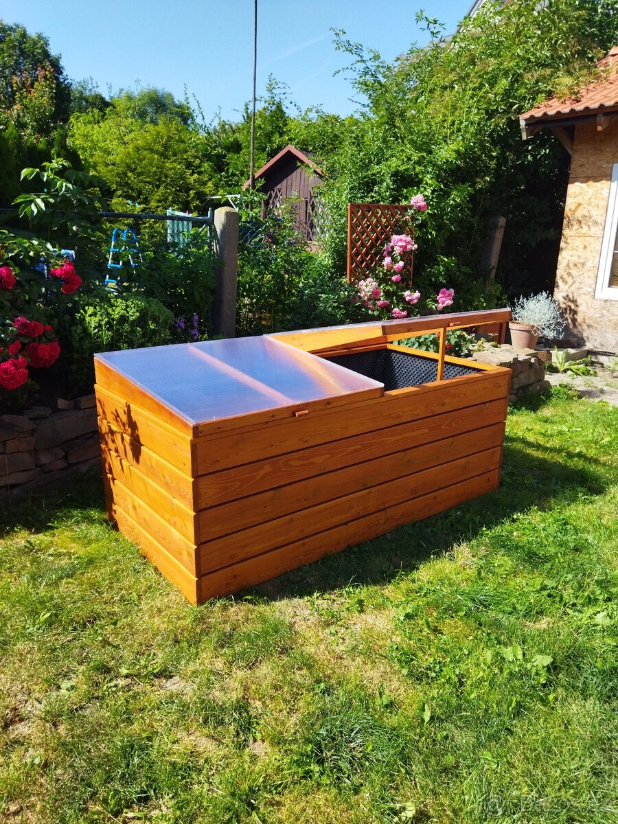 Vyvýšený záhon z modřínu - 9