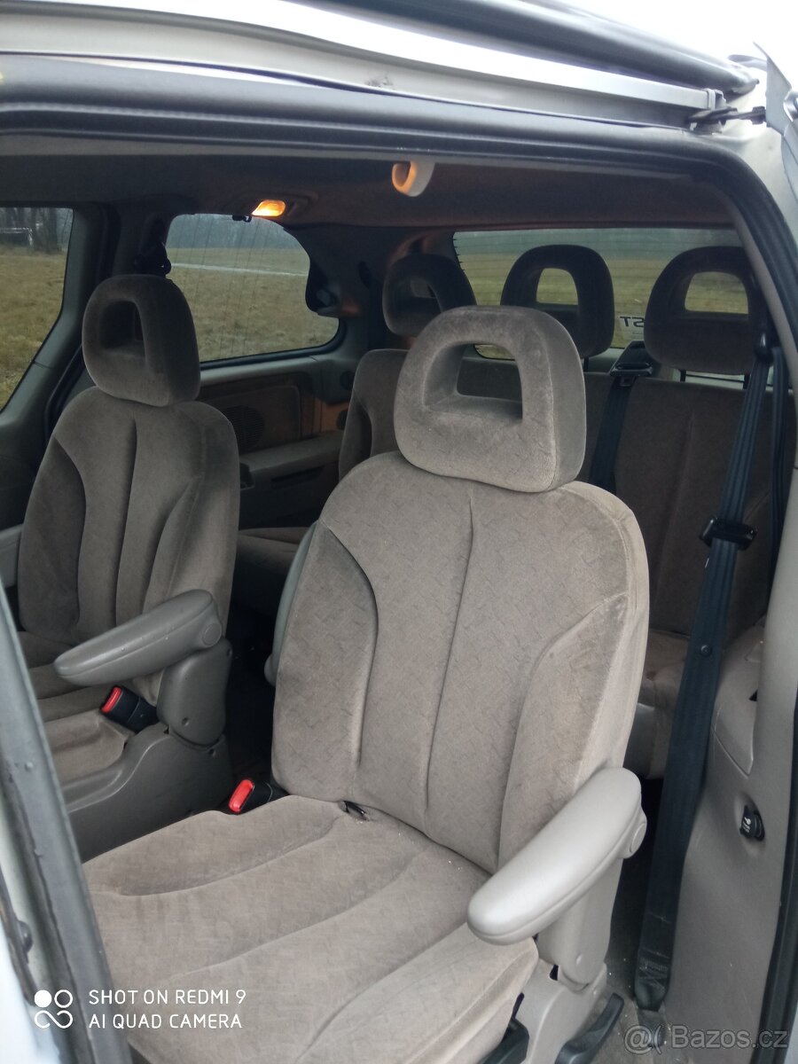PRODÁM CHRYSLER GRAND VOYAGER - NOVÁ STK - 9