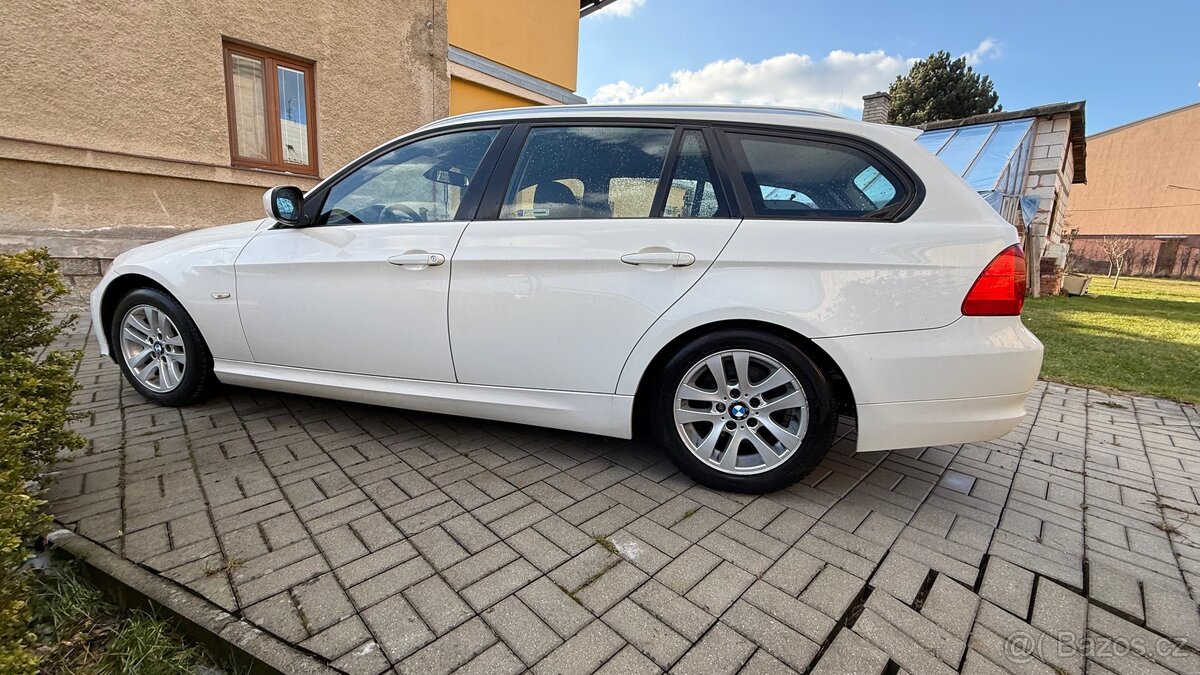 Bmw e91 318D LCI touring - 9