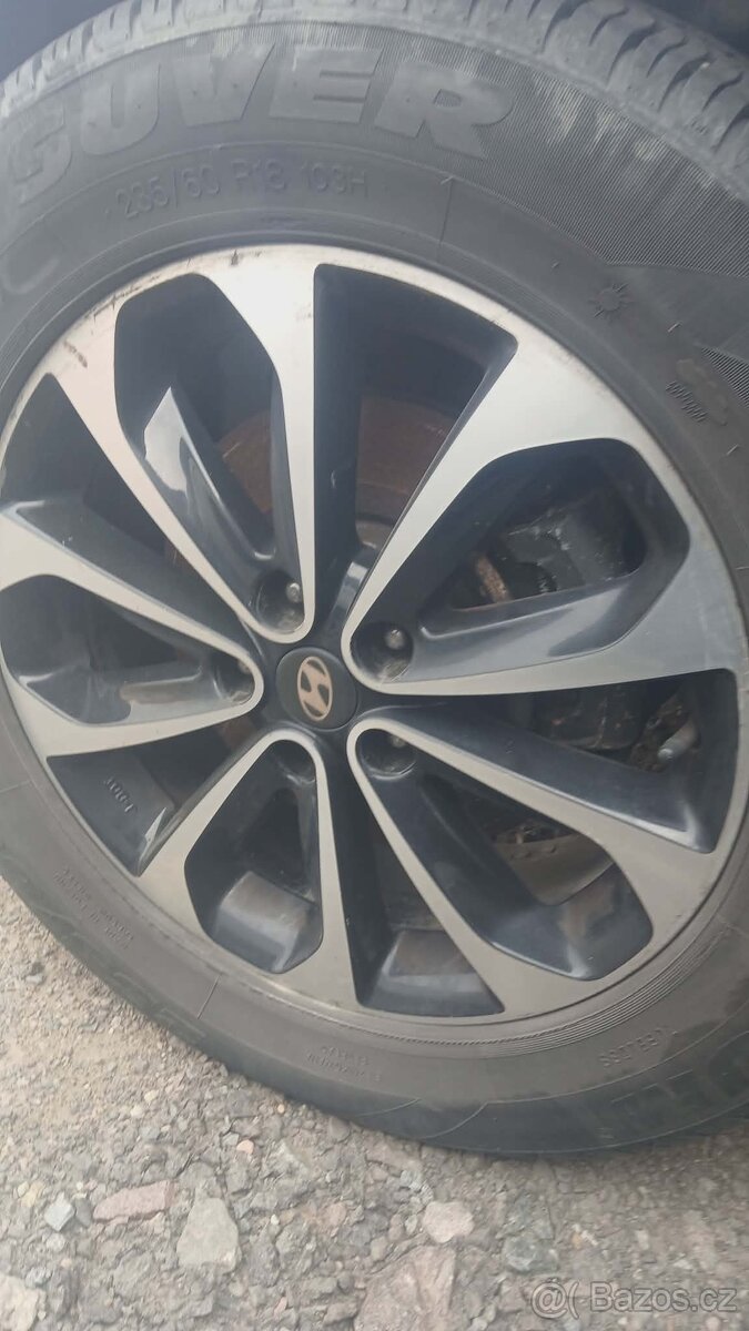 HYUNDAI SANTA FE - 9