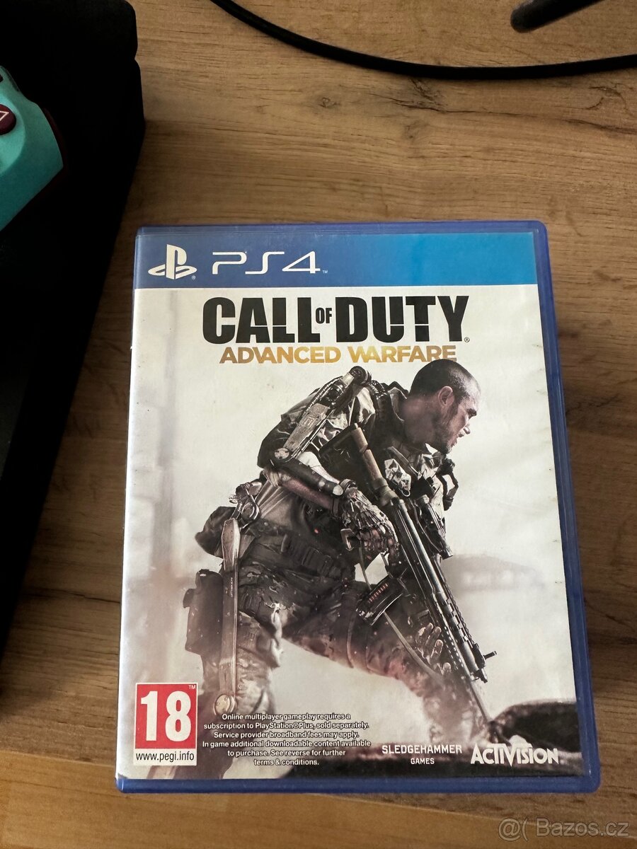 PlayStation 4 Slim - 9