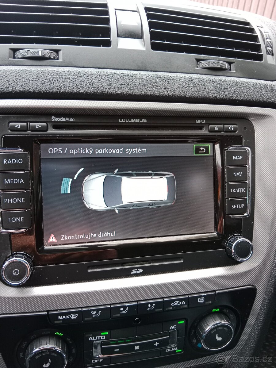 Škoda Octavia 1,4 TSI - 9