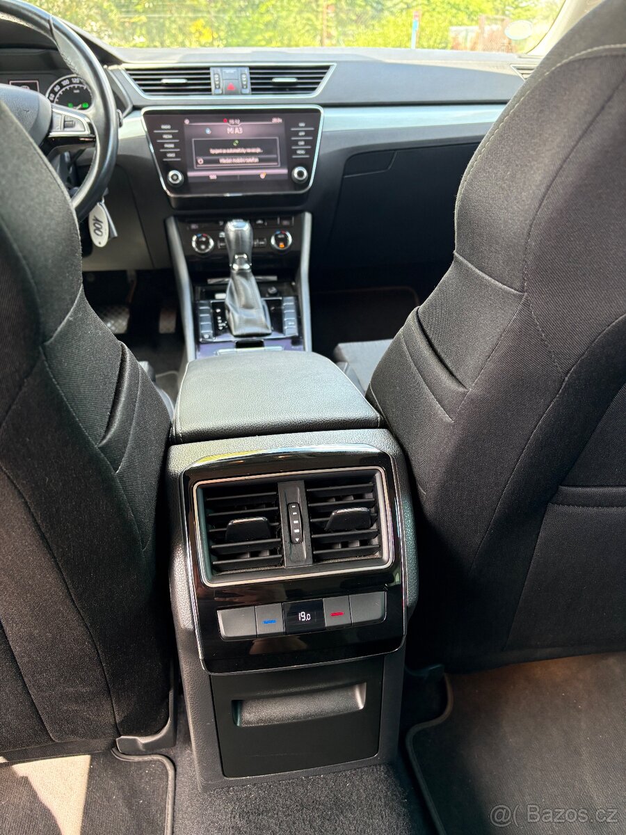 Škoda Superb combi,2.0 TDi,DSG,Navigace,DPH - 9
