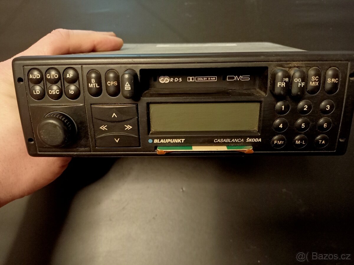 Autorádia originál na ND - 9