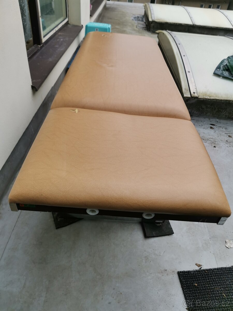 Masážní stůl - 9