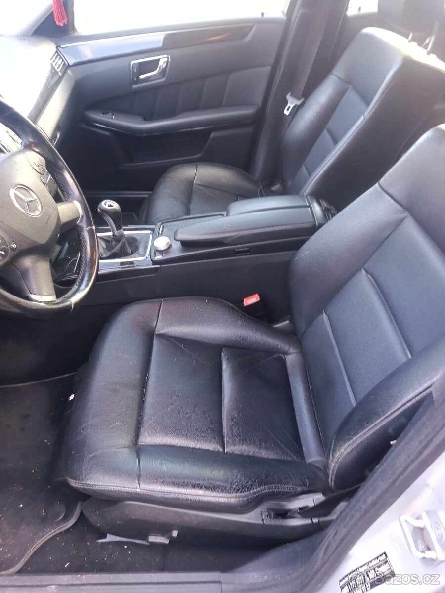 Mercedes-Benz E 220 CDI (W212) - 9