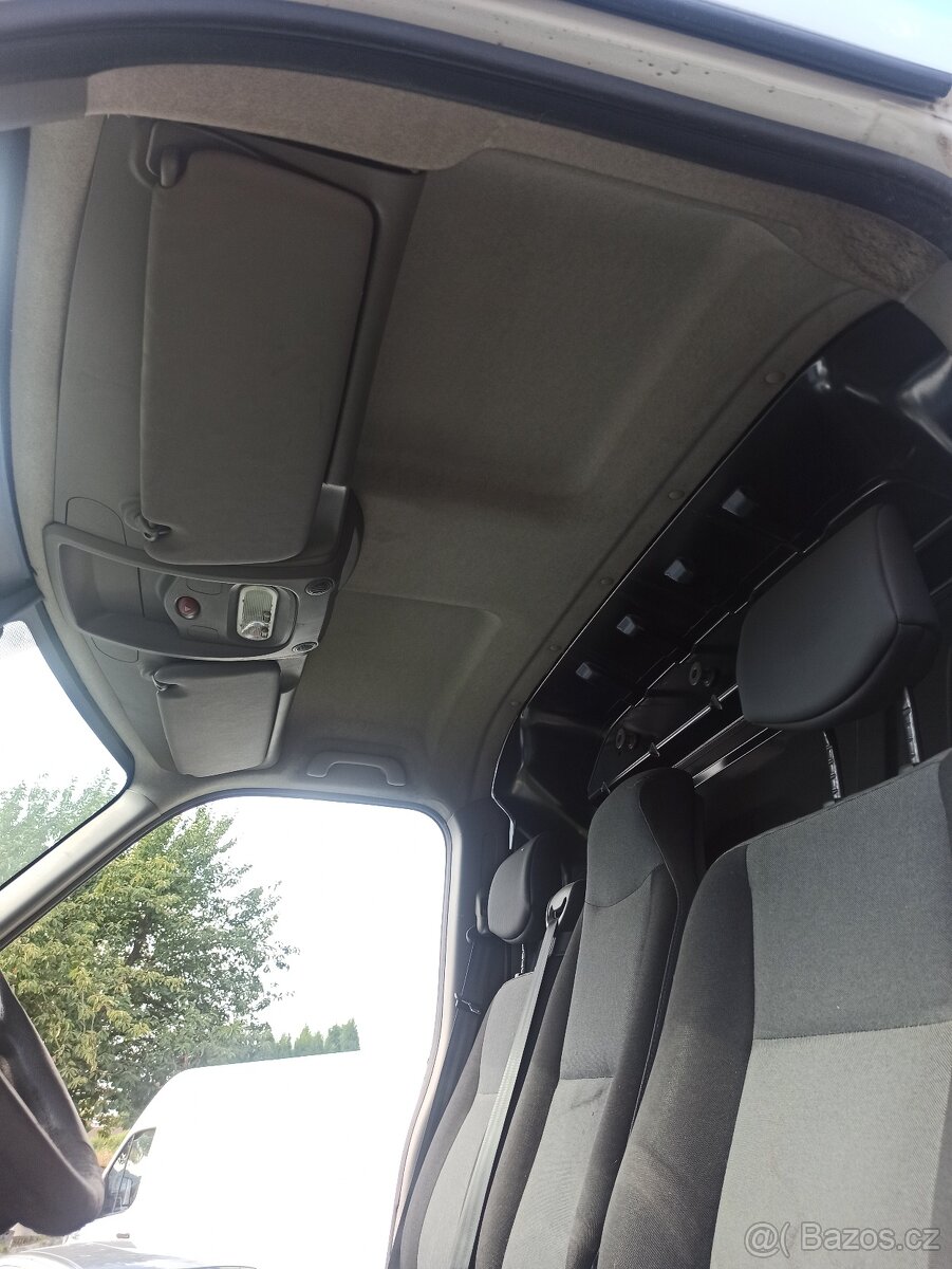 RENAULT MASTER III kabina - 9