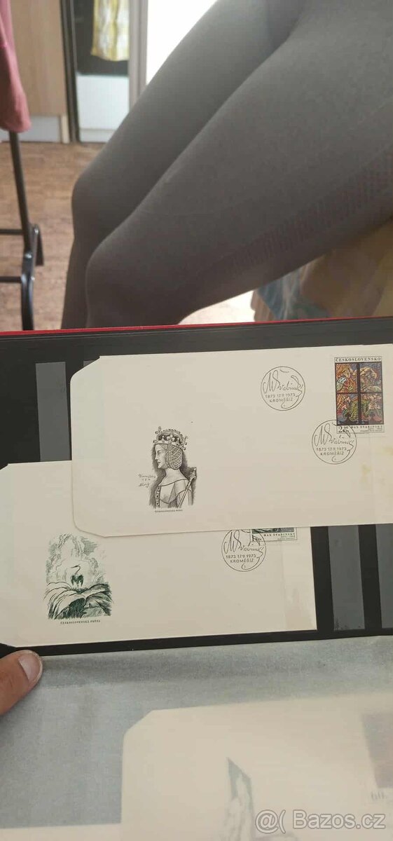 Staré bankovky tisky obálky a známky - 9