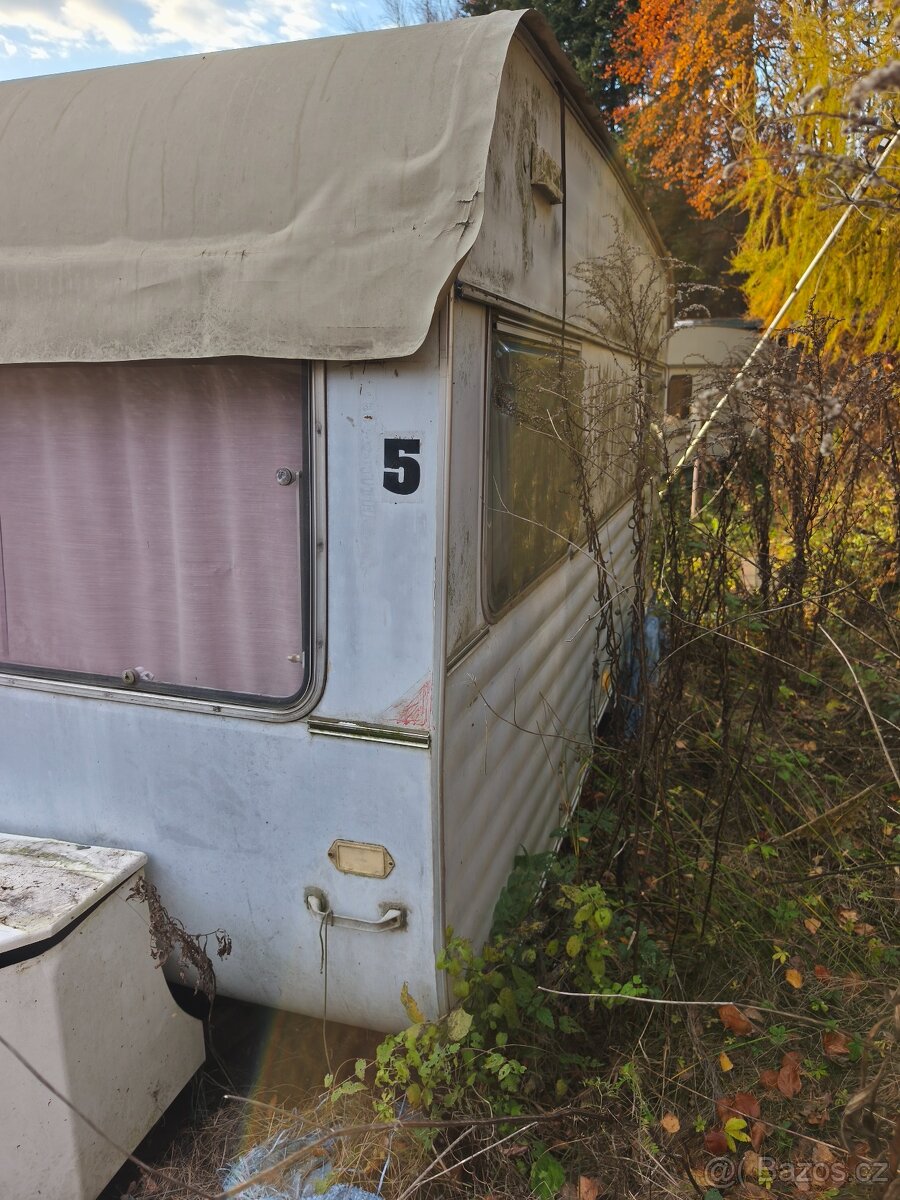 Obytný přívěs bez dokladů - 9