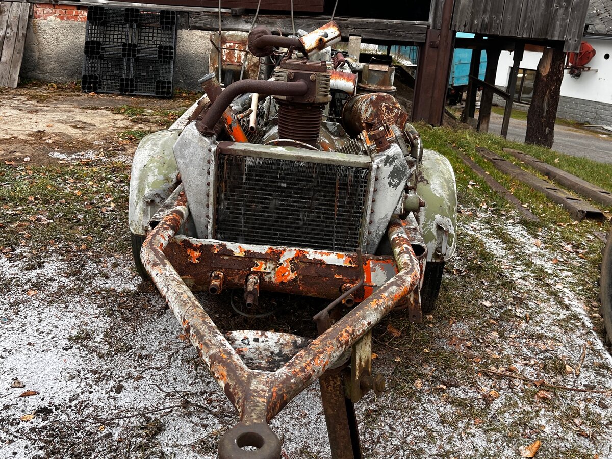 motor zetor 4001 - 9