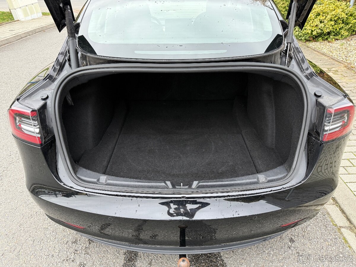 TESLA MODEL 3 LR AWD SOH 92% 09/2021 101112KM TAŽNÉ ZAŘÍZENÍ - 9