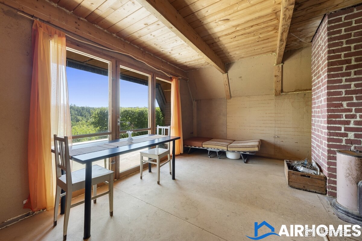 Chata v Choceradech s okouzlujícím výhledem - 9