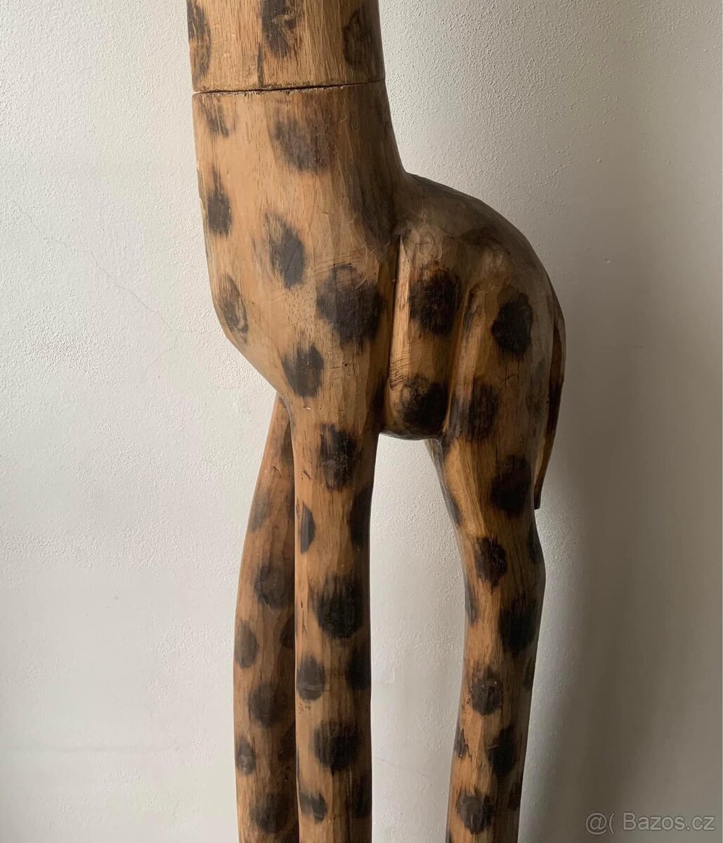 Dvoumetrová dřevěná žirafa - 9