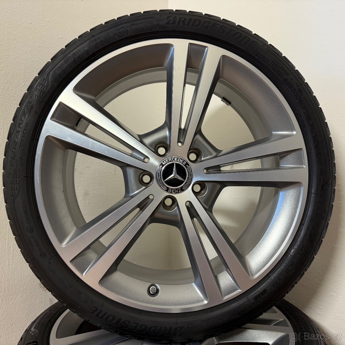 MERCEDES CLA / A 5x112 R19 ET49+LETNÍ 225/40R19 7mm - 9