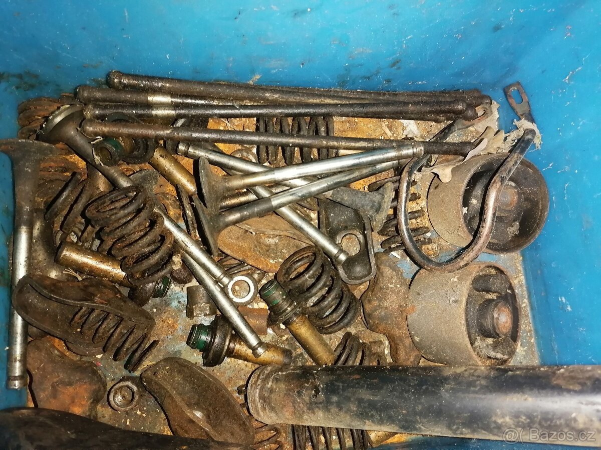 Audi 100 C1 1973 Auto Union - 9