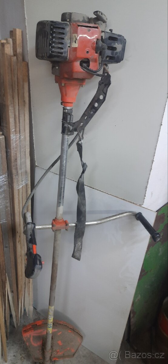 Prodám motor 5.5kw,pilu starší hoblovkou,vozíky - 9