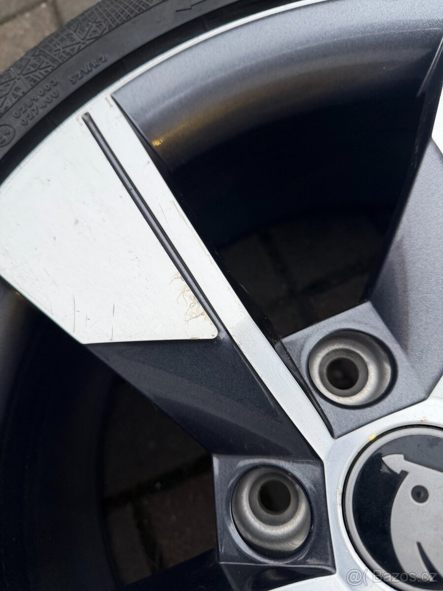 ORIGINÁL Alu Škoda NIVALIS R17, 5x112 - ZIMNÍ - 9