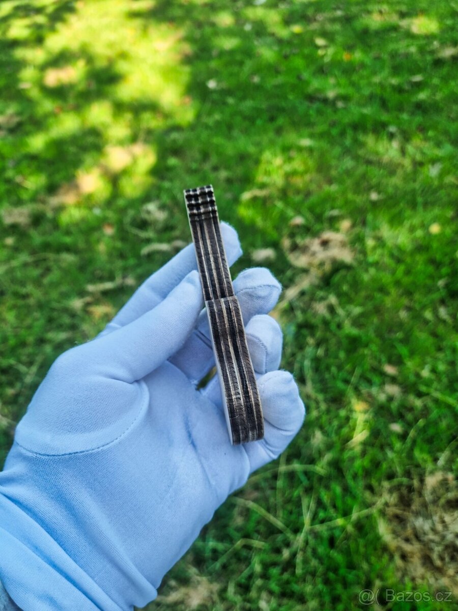 Kytara – dřevěný box na trsátka (verze 2) - 9