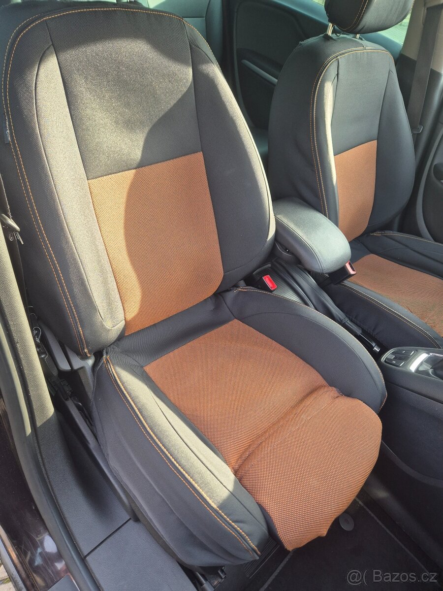 Opel zafira tourer - 9