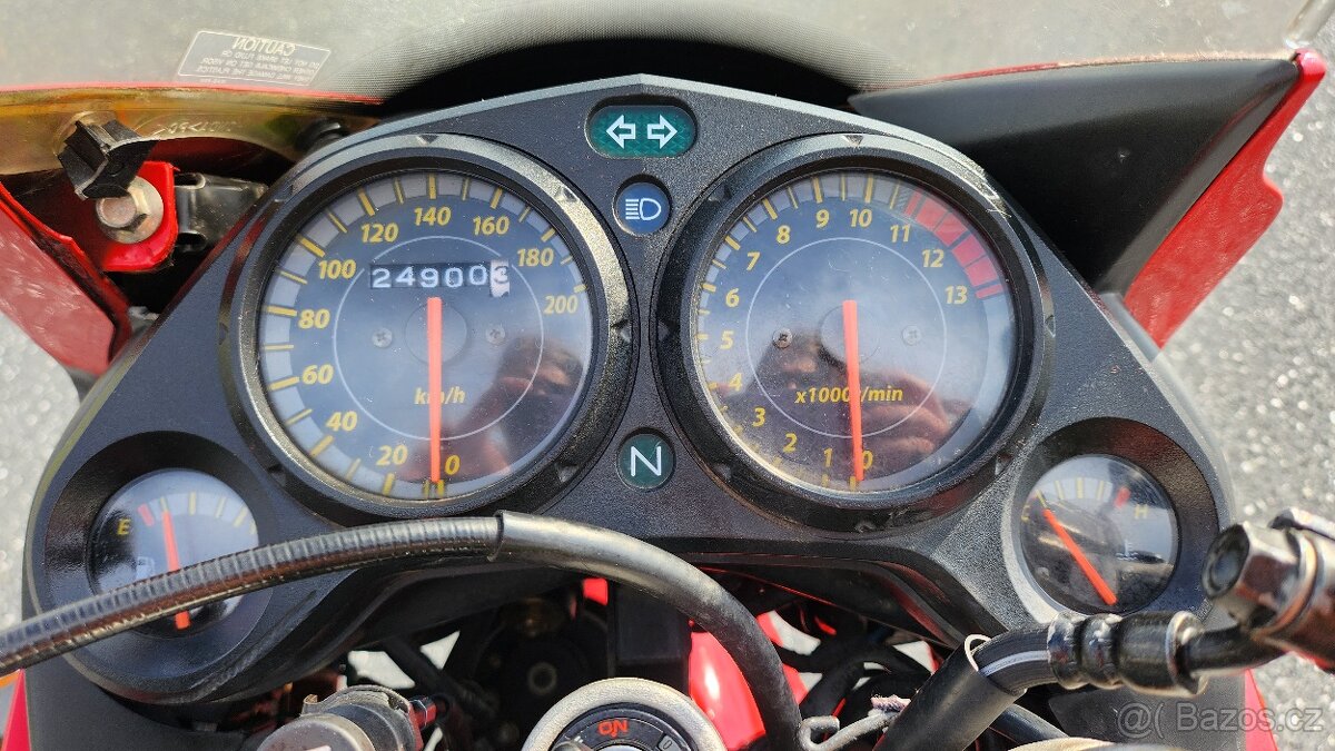 Honda CBR 125R – r.v.2005 - 9