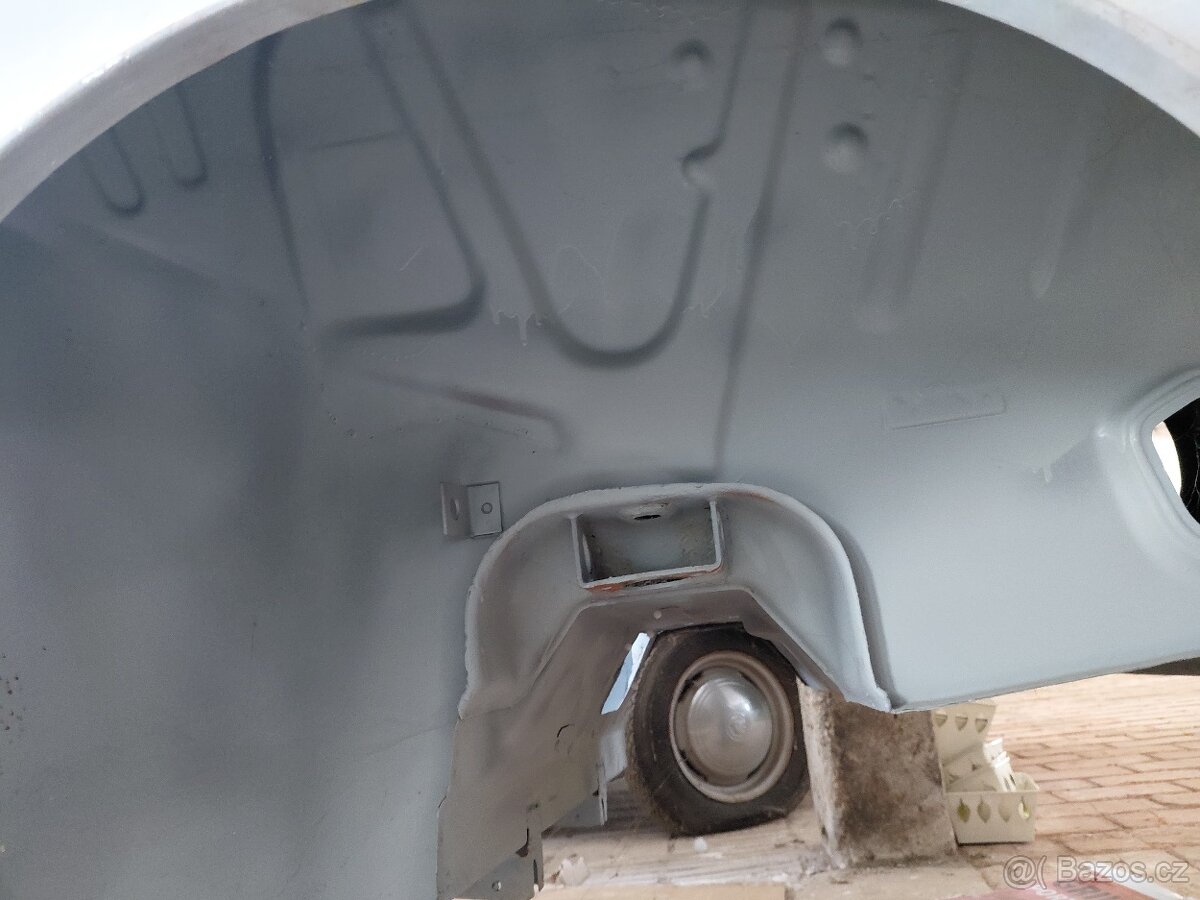 Škoda 110 R Coupé - 9