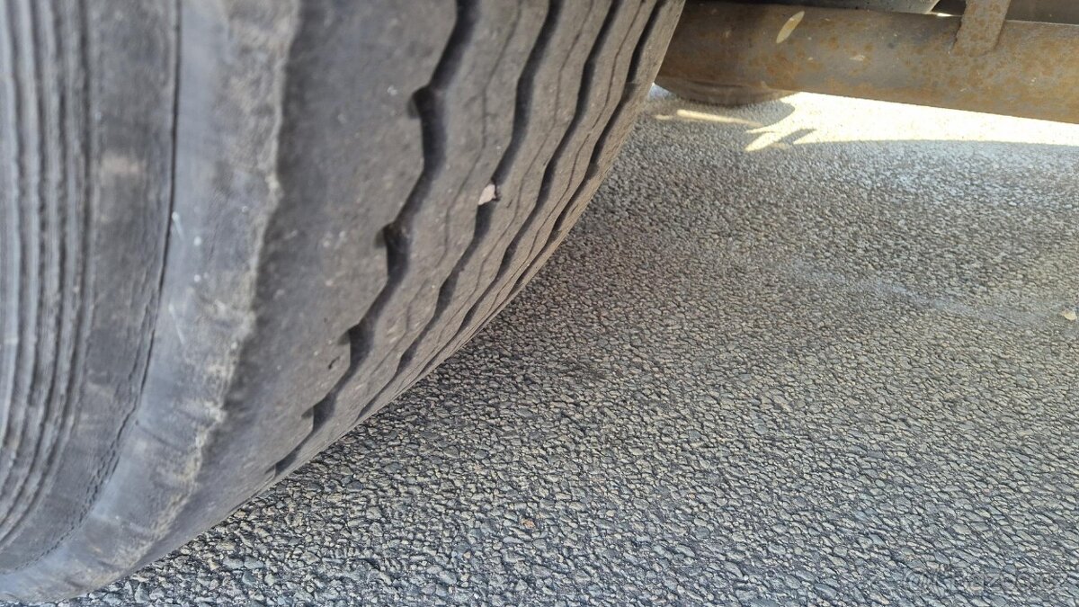 Silo cisterna FELDBINDER EUT 40.3 - 2 komory - 40 m3 - 9