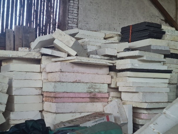 Soubor stavebního nářadí a stavebních hmot - 9