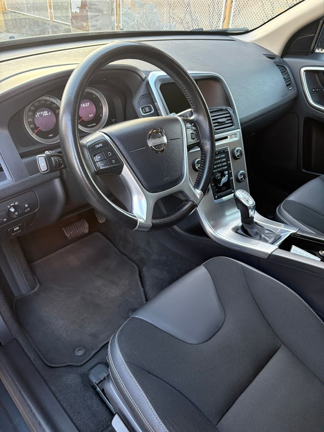 VOLVO XC60 2.0 D4 2013 - 9