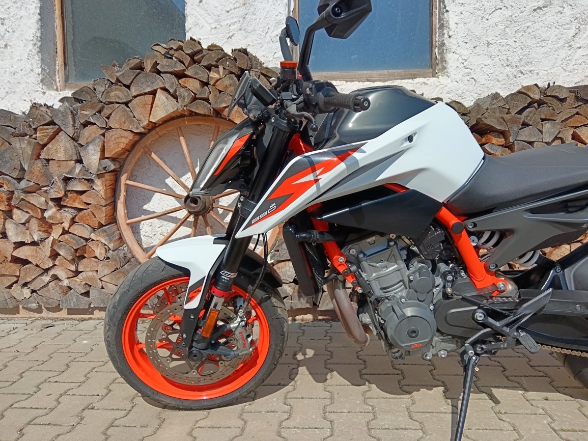 KTM DUKE 890 R - 9