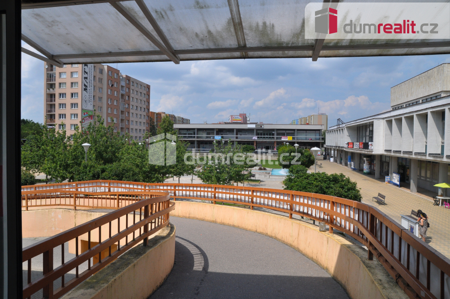 Pronájem, komerční prostory, sídl. Vltava, OC Vltavín, České - 9