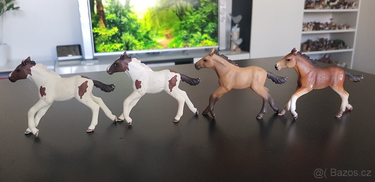 Schleich koně koníci Mustang - 9