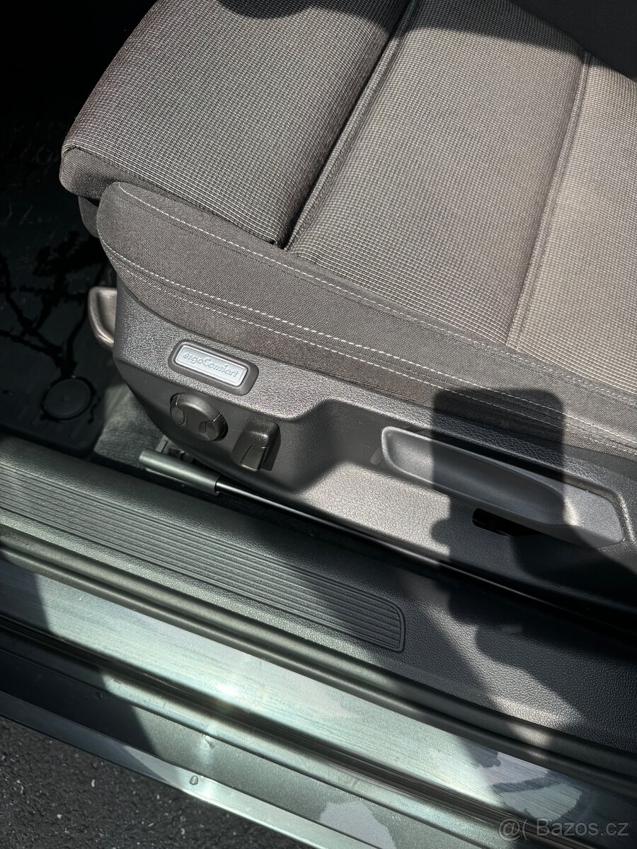 VOLKSWAGEN PASSAT B8 2.0 TDI - 9