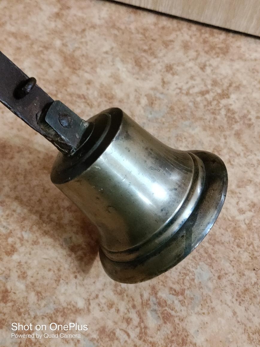 Masivní bronzový prvorepublikový zvon z kupeckého obchodu - 9