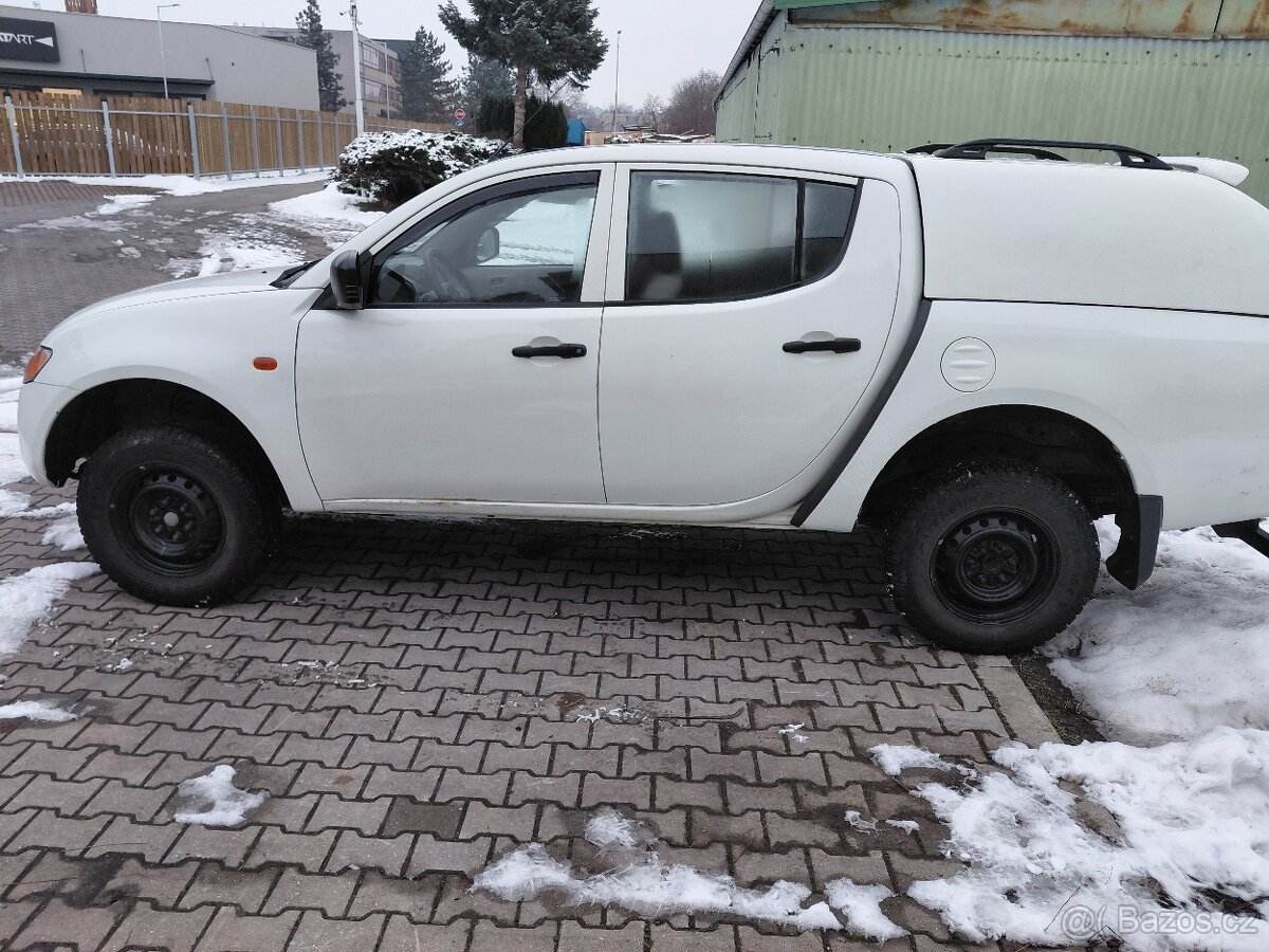 Mitsubishi l200 2.5 100kw - 9