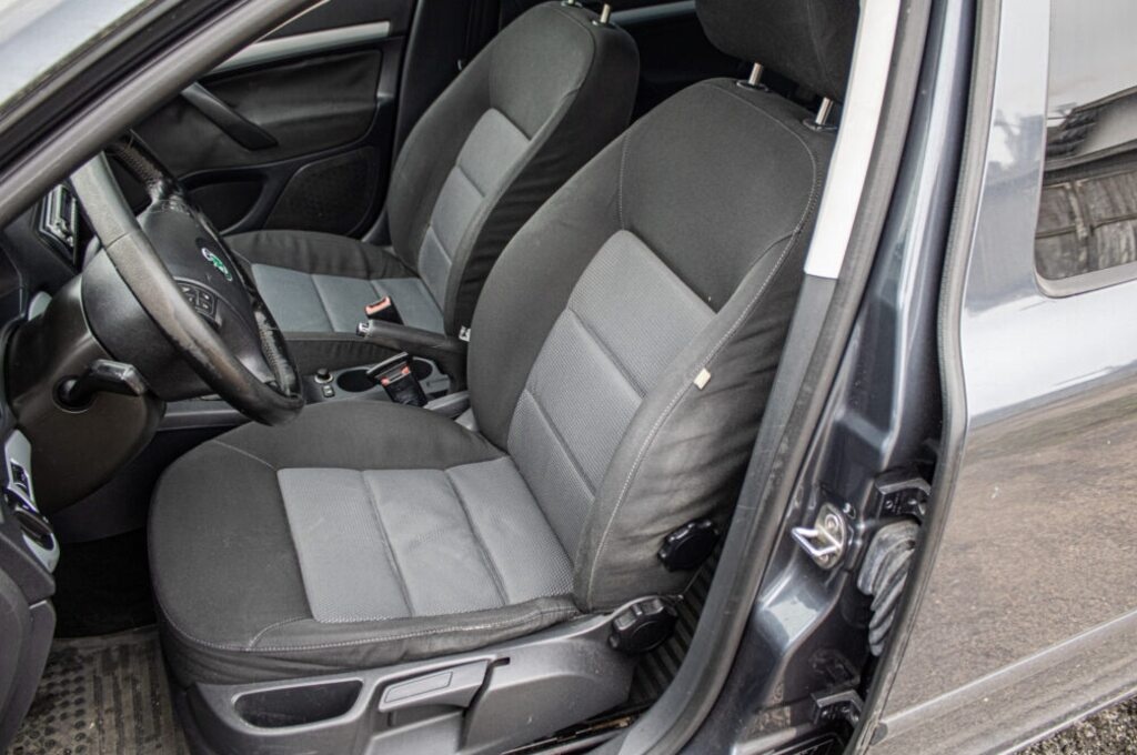 Škoda Octavia 2 z roku 2007 - 9