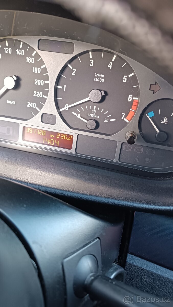 Bmw e46 touring 2.2i - 9