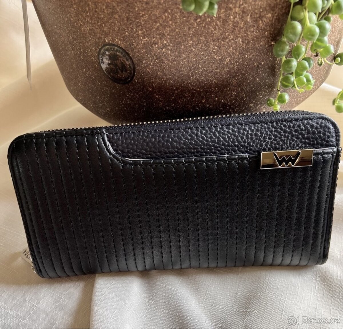 Dámská velká kožená peněženka (zn.Vuch.) - 9