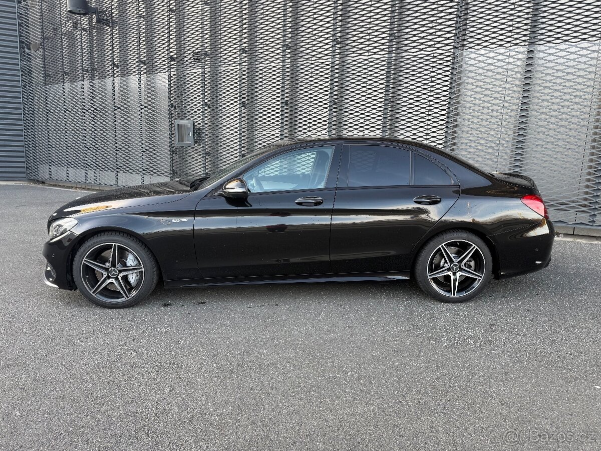 Mercedes Benz C43 AMG PERFORMANCE 4MATIC - 9