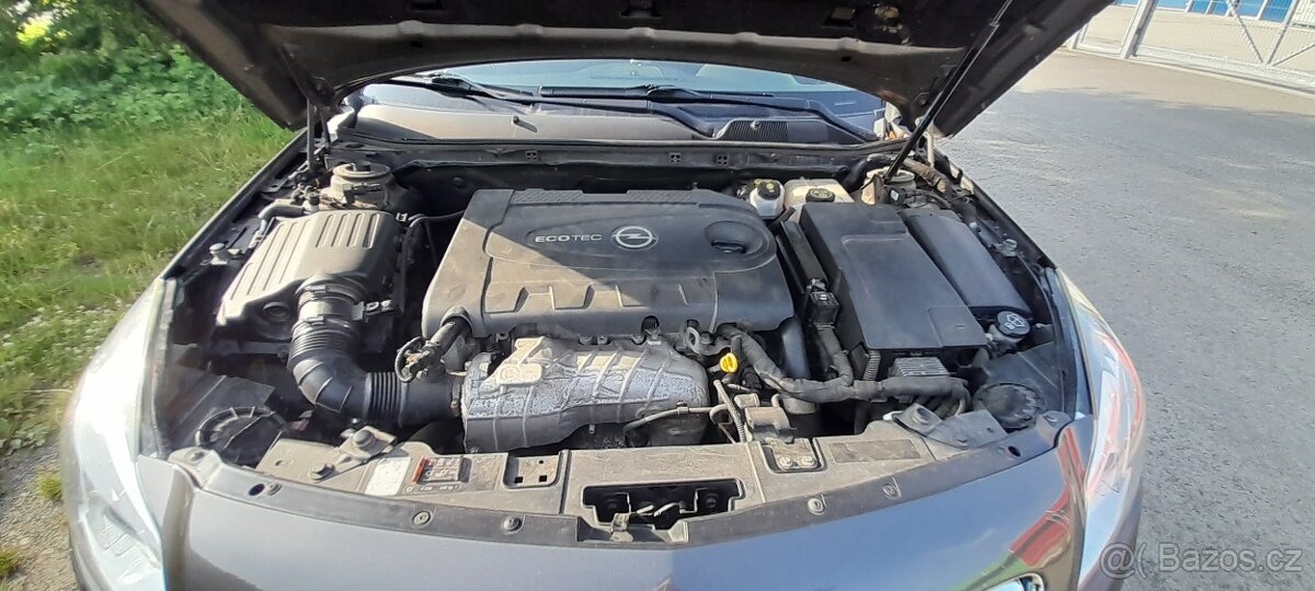 Insignia Sport Tour SW - 9