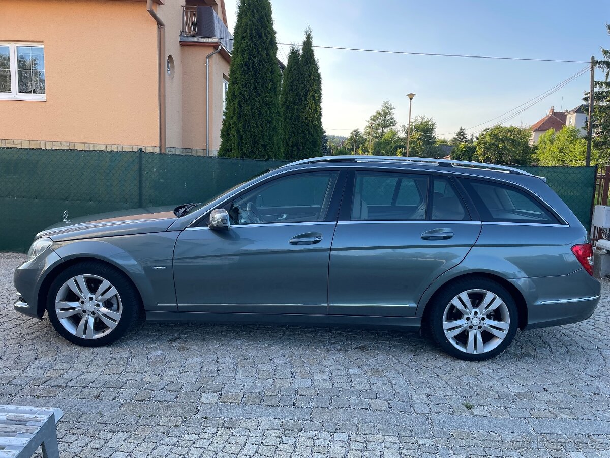 Mercedes-Benz C200 2.2 CDI Elegance W204 facelift - 9