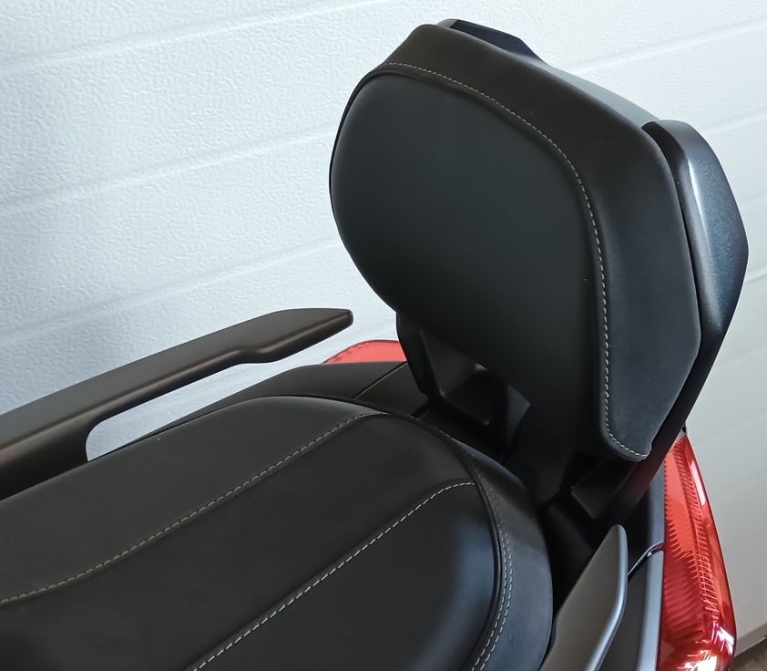 Yamaha Xmax 300 TechMax - 9